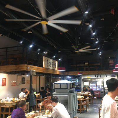 좋은 가격 알-Mg 알로이 블레이드 2.4m 8FT PMSM HVLS 팬 레스토랑 및 푸드 코트에서 공기 냉각 온라인으로